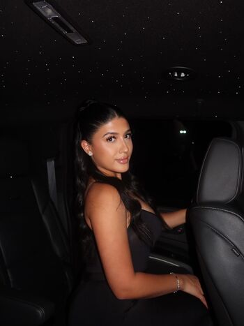 Full leaked Serenaaz private photo