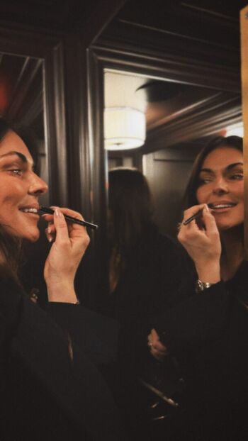 Full leaked Serinda swan page private photo