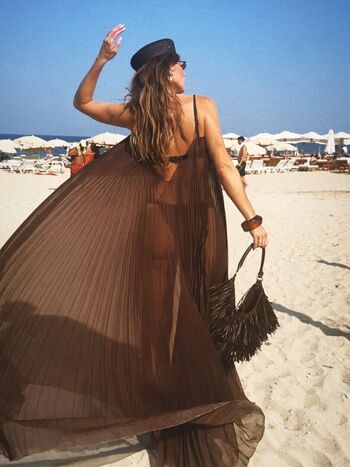 Full leaked Serinda swan private photo