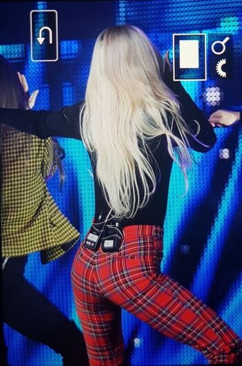 Full leaked Seulgi page private photo