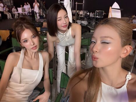 Full leaked Seulgi page private photo