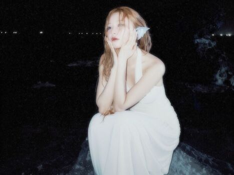 Full leaked Seulgi page private photo