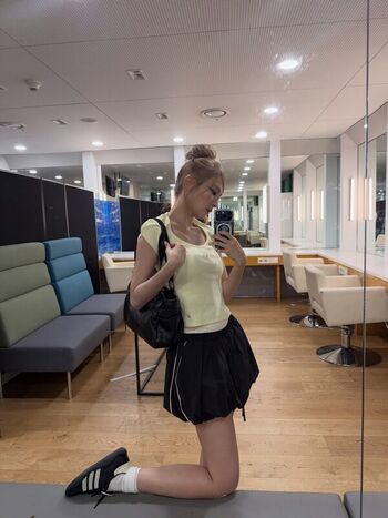 Full leaked Seulgi page private photo