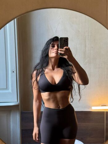 Full leaked Sevdaliza private photo