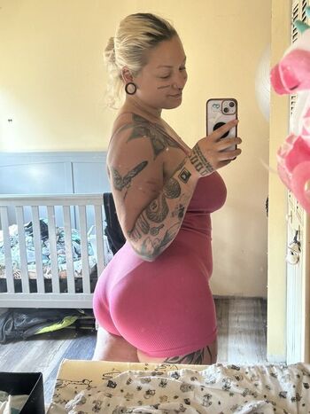 Sexy Tatted Supernova00