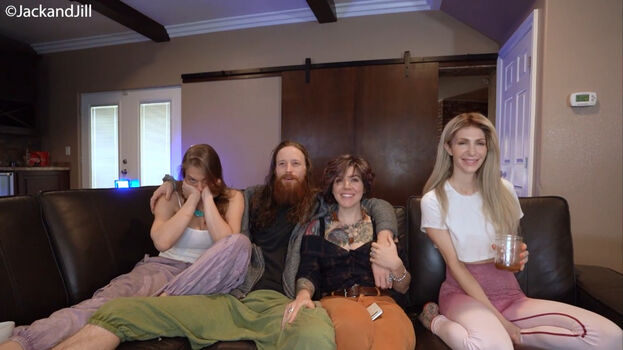 Full leaked Sexyhippies private photo