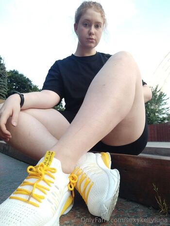 sexykellyluna