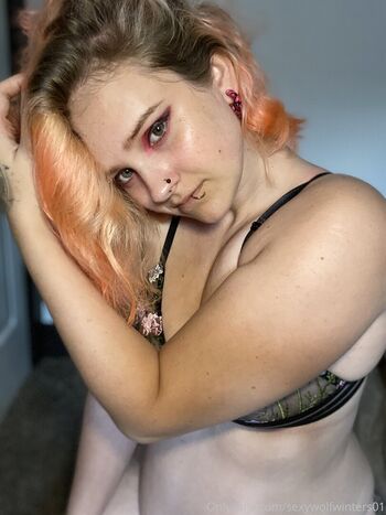 sexywolfwinters01