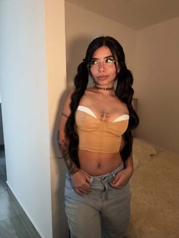 Full leaked Seylark private photo