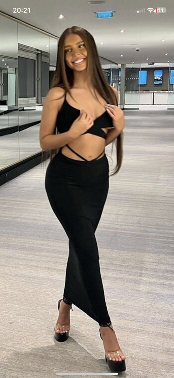 Full leaked Shahinezshay private photo