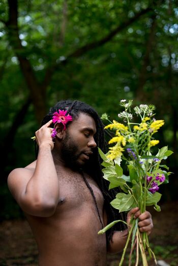 Full leaked Shakespeare private photo