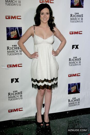 Shannon Woodward