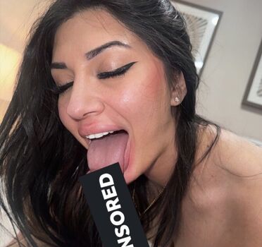 Full leaked Shareen pericco private photo