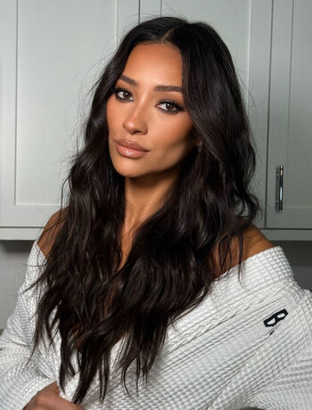 Shay Mitchell