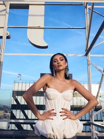 Full leaked Shay mitchell private photo