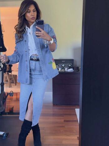Full leaked Sheena melwani private photo
