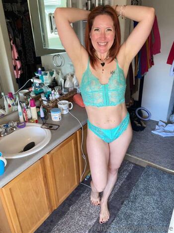 Full leaked Sheila exposure private photo