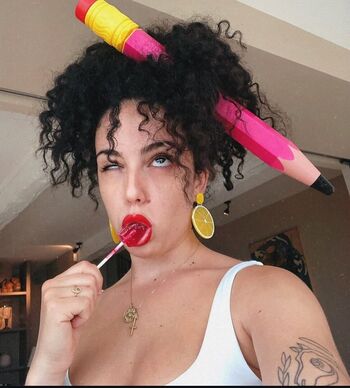 Full leaked Shera kerienski private photo
