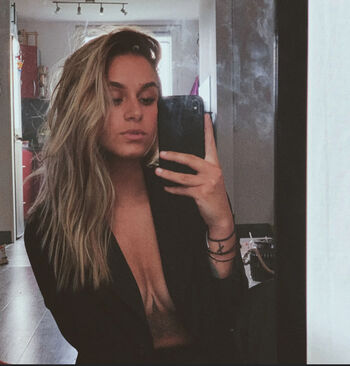 Full leaked Sherine berry private photo