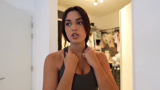 Full leaked Shirin azami page private photo