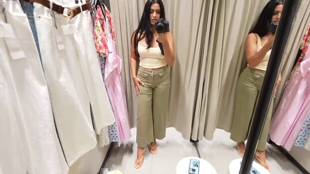 Full leaked Shirin azami page private photo