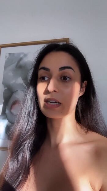 Full leaked Shirin azami private photo