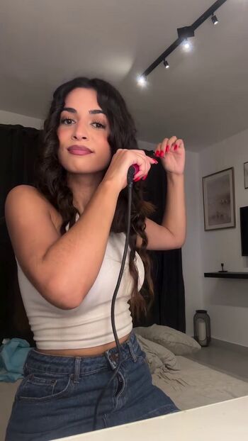 Full leaked Shirin azami private photo