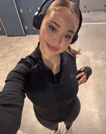 Full leaked Shirooai private photo