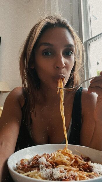 Full leaked Shivi ramoutar private photo
