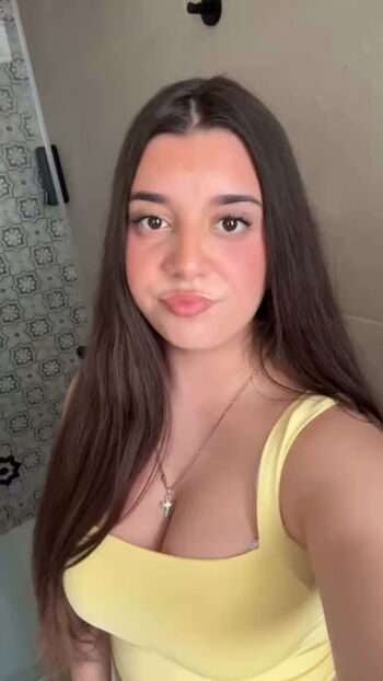 Full leaked Show your girlfriend page private photo