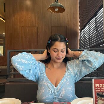 Full leaked Shruti mishra page private photo