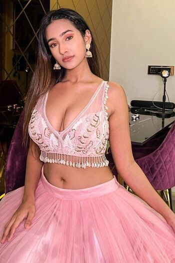 Full leaked Shubhna agarwal private photo