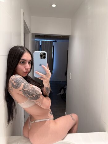Full leaked Shuuliax private photo