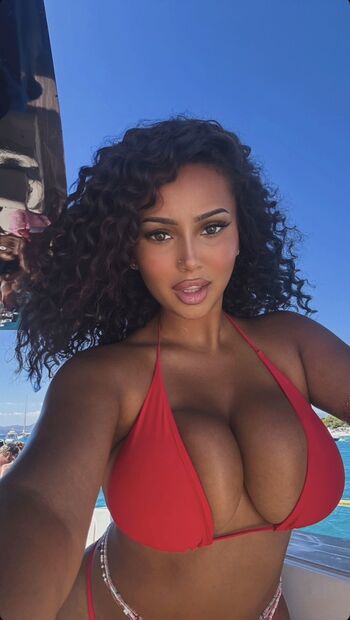 Full leaked Shy private photo