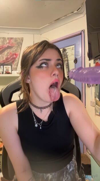 Full leaked Siamayll private photo