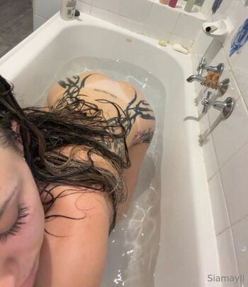 Full leaked Siamayll private photo