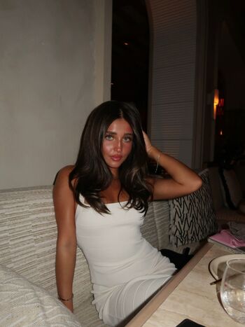 Full leaked Sienna walker private photo