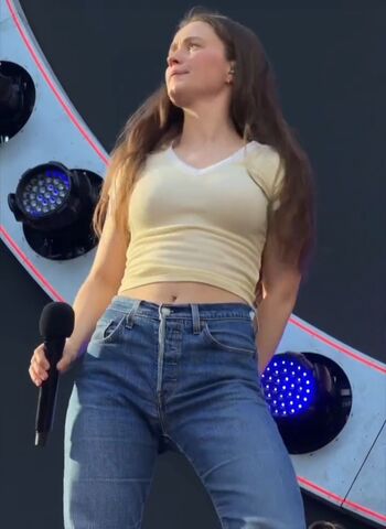 Full leaked Sigrid page private photo
