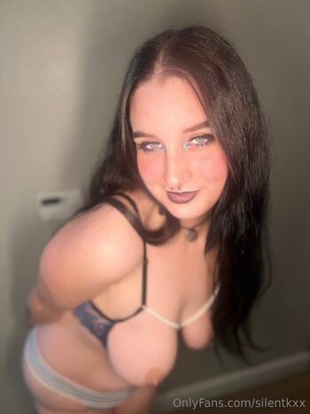 Full leaked Silentkxx private photo