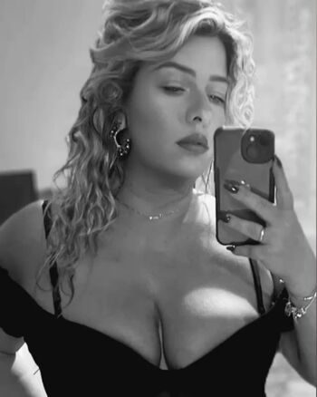 Full leaked Simona romano page private photo