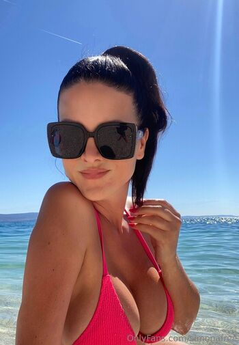 Full leaked Simona private photo