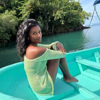 Full leaked Simone ashley private photo