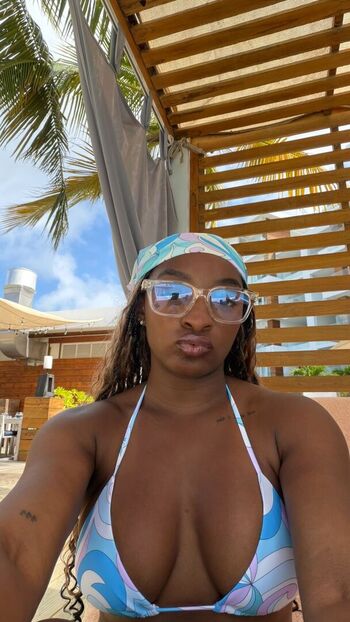 Full leaked Simone biles private photo