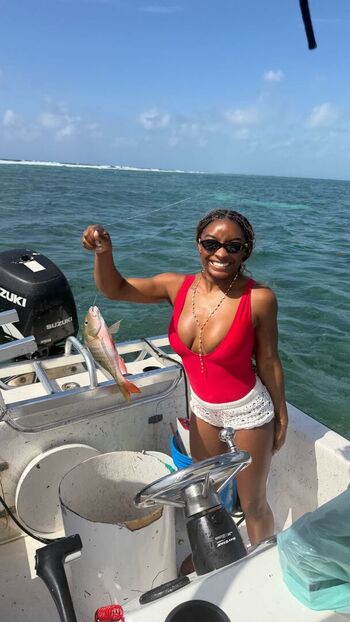 Full leaked Simone biles private photo