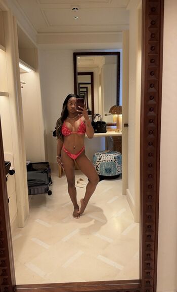 Full leaked Simone biles private photo