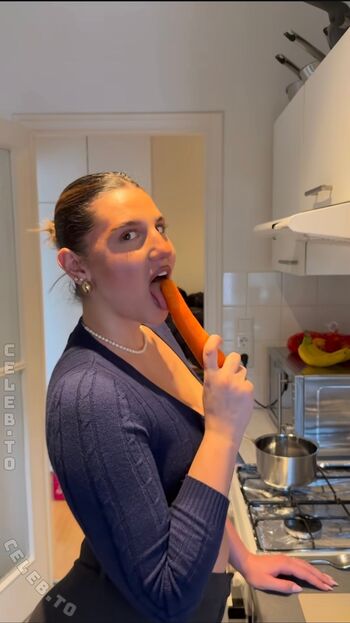 Full leaked Sinayourfav private photo