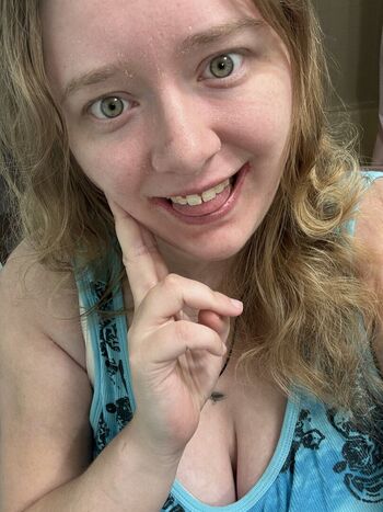 Full leaked Sinesta private photo