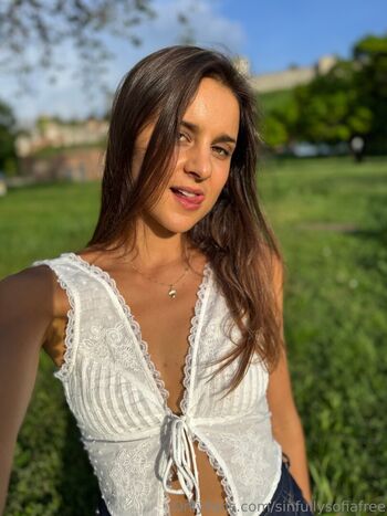 sinfullysofiafree