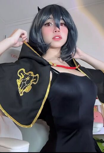 Full leaked Sishumii page private photo