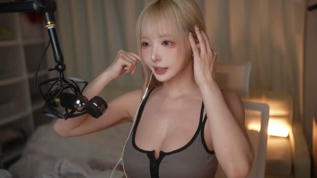Full leaked Sithle private photo